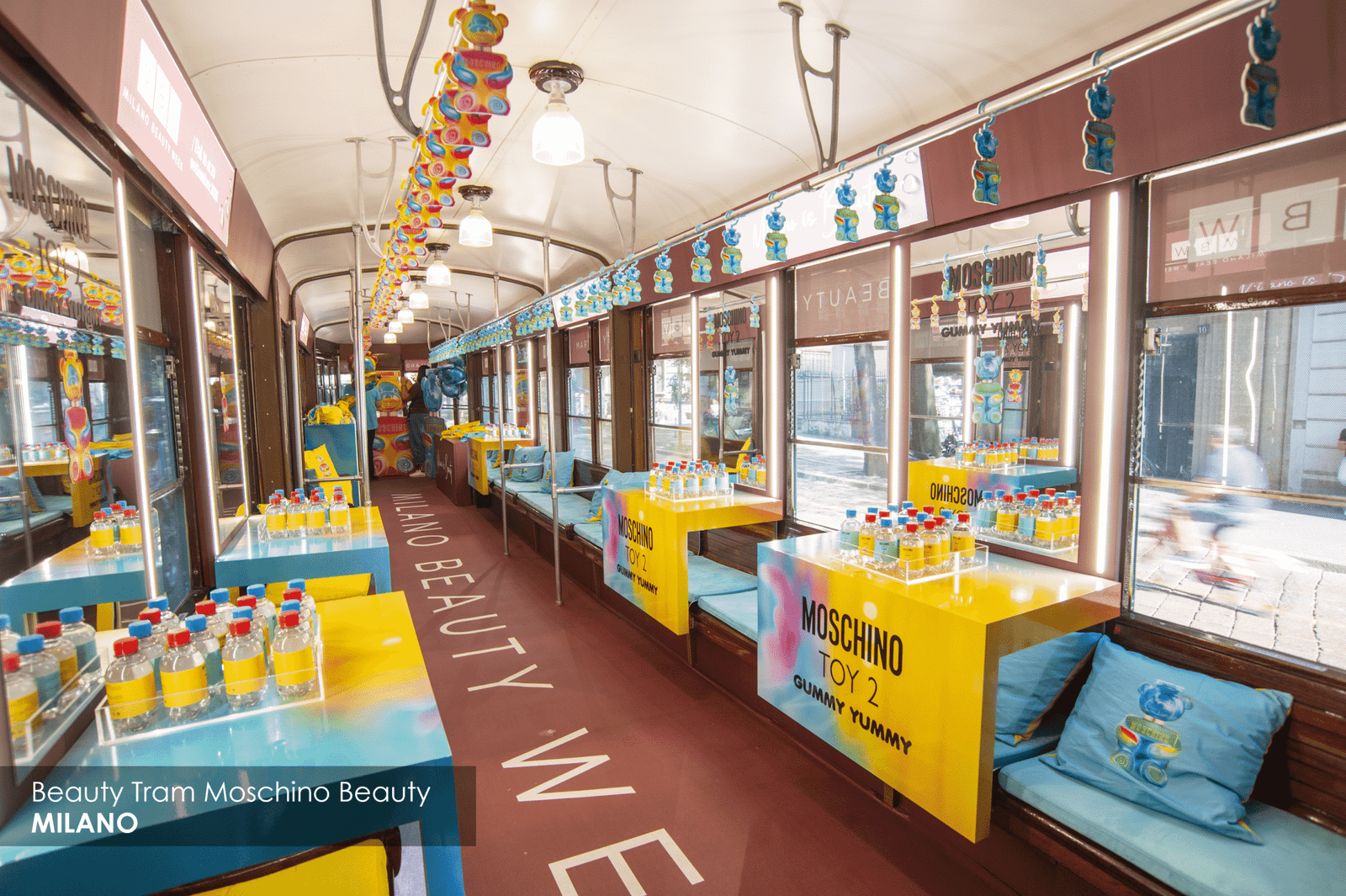 Beauty tram Moschino
